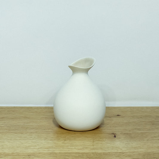 Bud Vase in Taupe